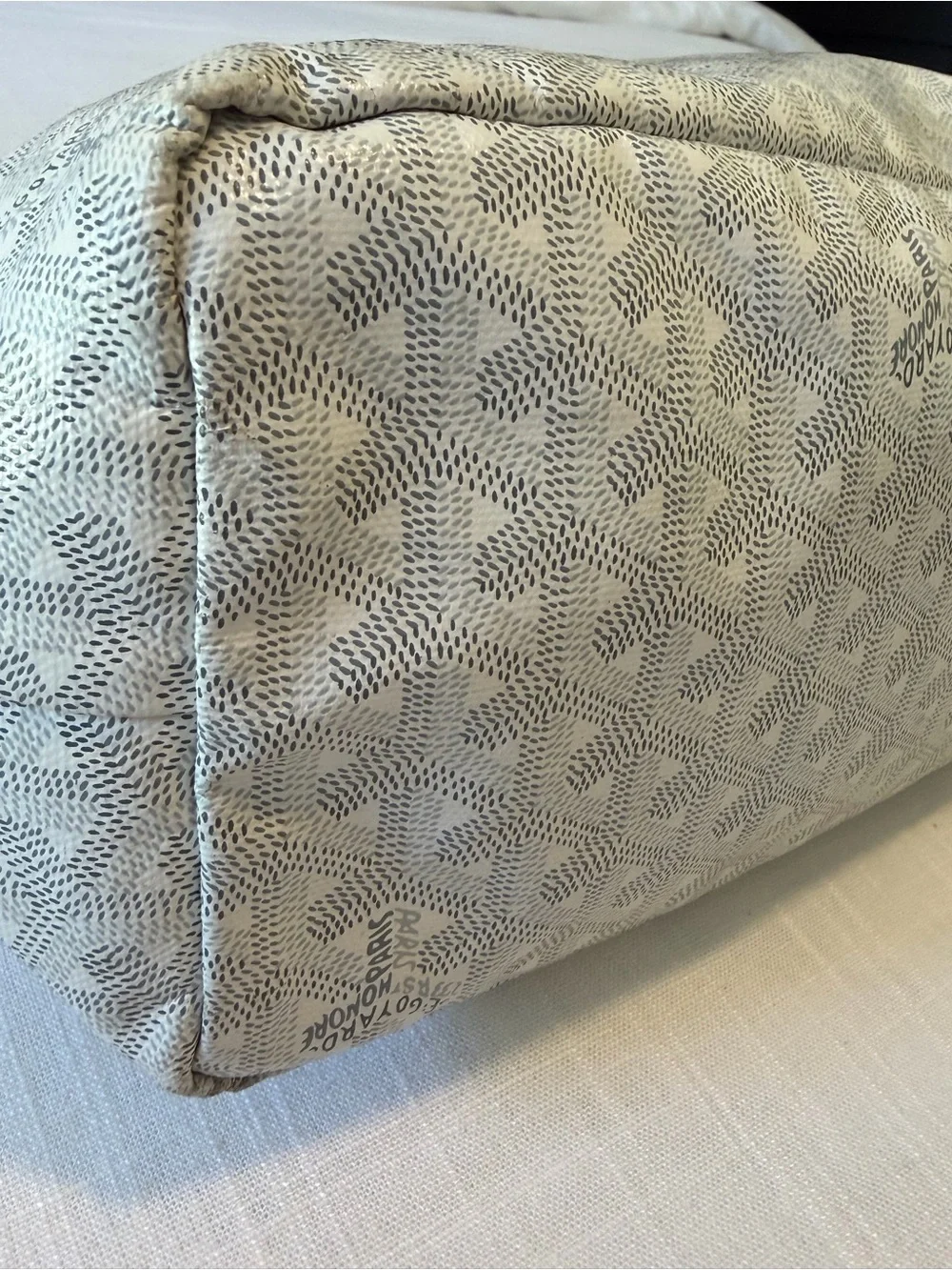 Goyard st louis
